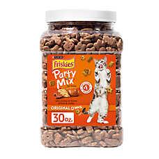 Purina? Friskies? Party Mix Adult Crunchy Cat Treats - 30oz